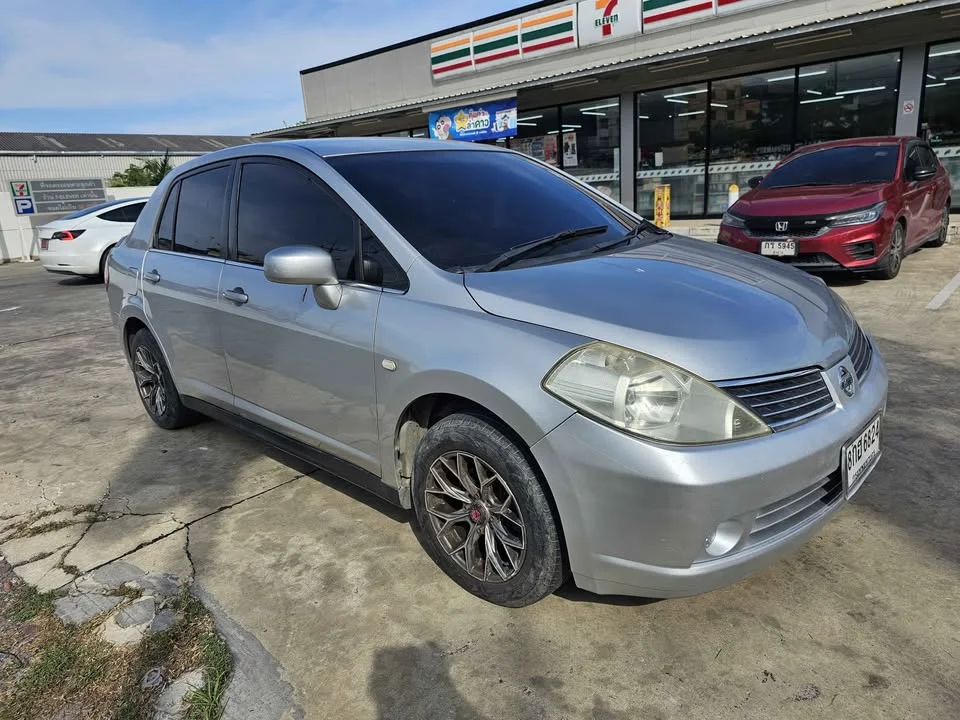 2008 Nissan Tiida I (C11) 3