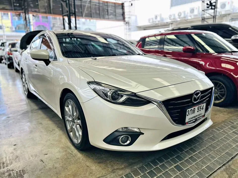 2014 Mazda 3 III 3