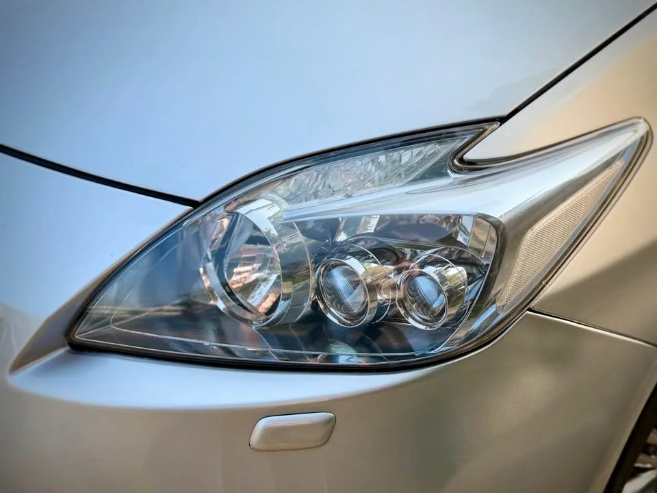 2011 Toyota Prius III 2