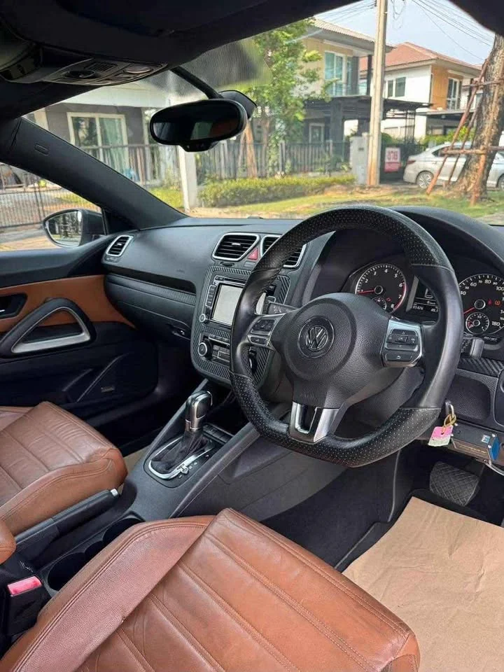 2011 Volkswagen Scirocco III 2
