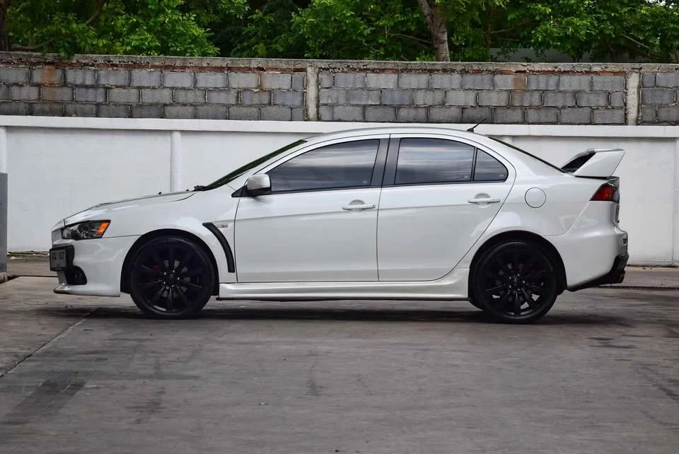 2013 Mitsubishi Lancer IX 3