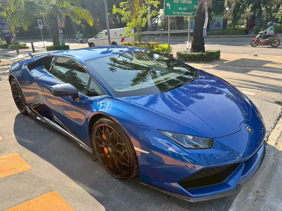 2017 Lamborghini Huracan 2