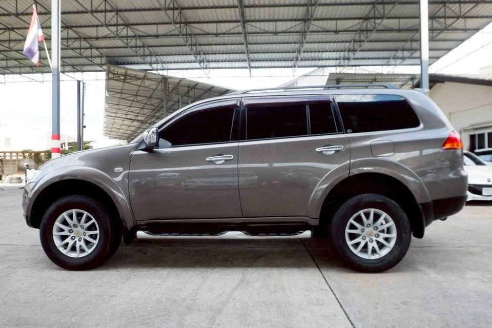 2011 Mitsubishi Pajero Sport II 3