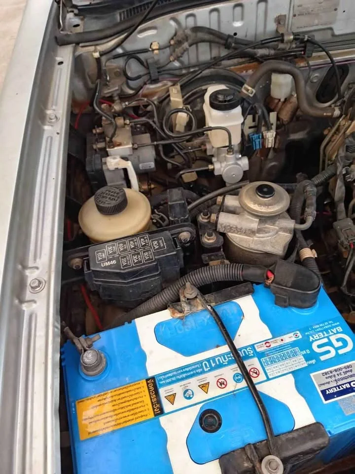 2003 Mazda 2500 Fighter V 2
