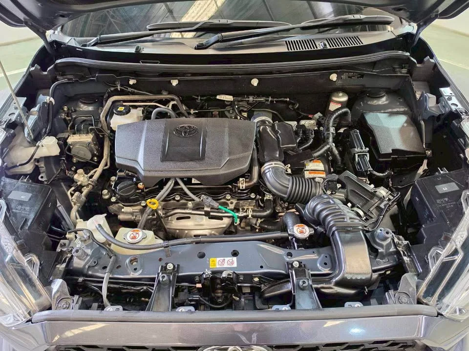 2024 Toyota Yaris Cross AC200 2