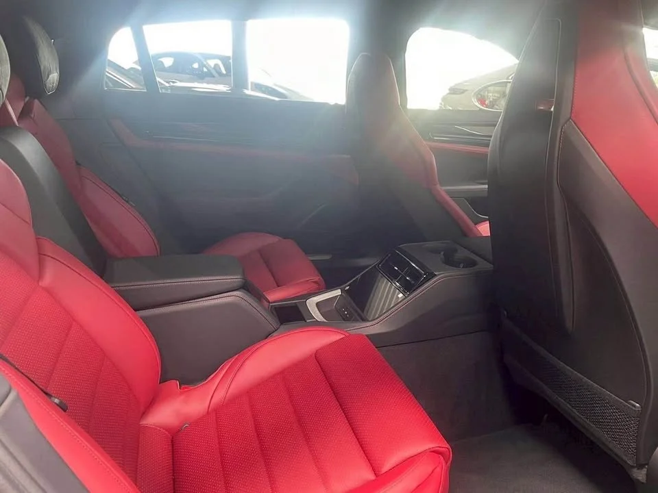 2025 Porsche Panamera II 2