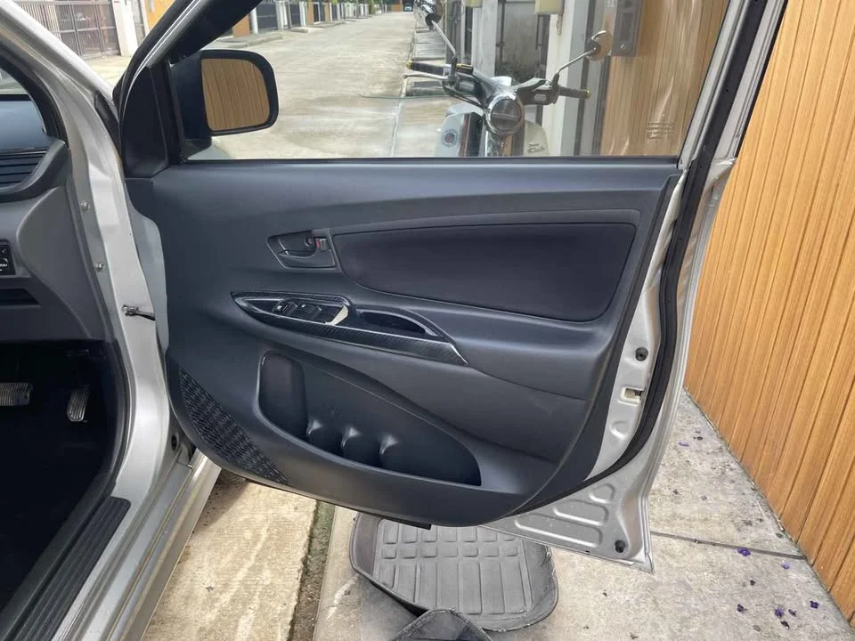 2013 Toyota Avanza II 3