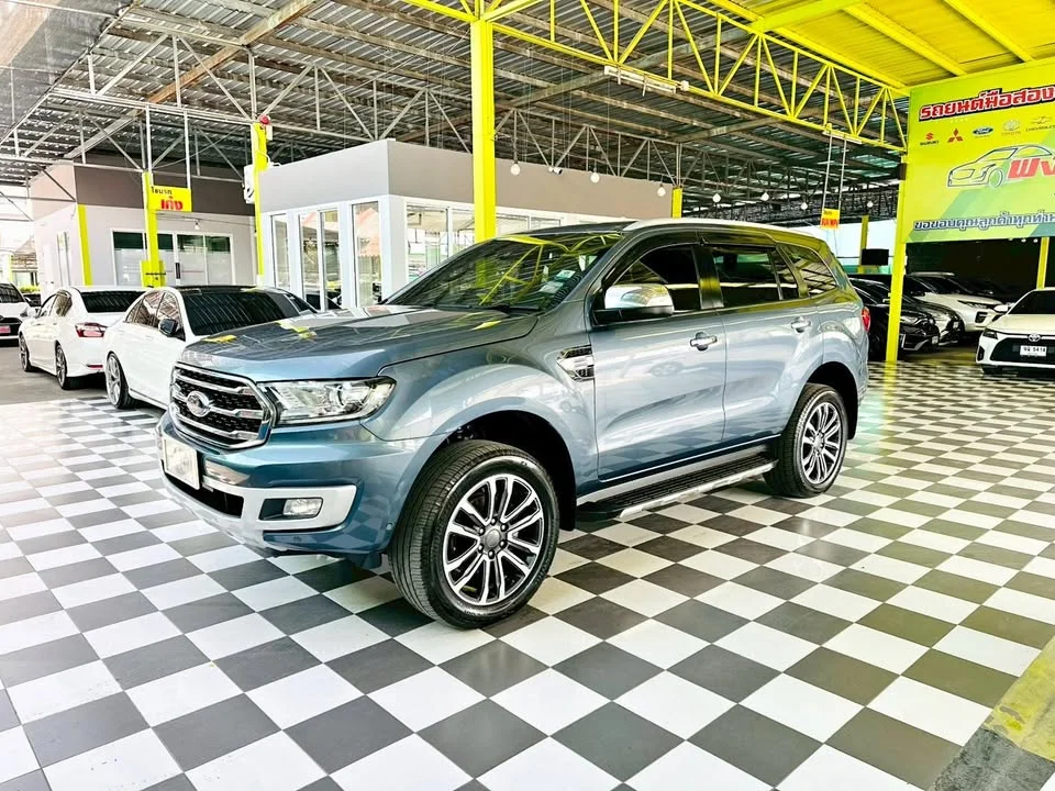 2019 Ford Everest II 3