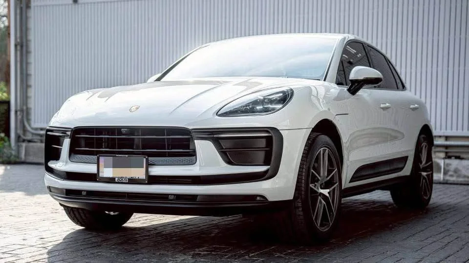 2024 Porsche Macan I 2