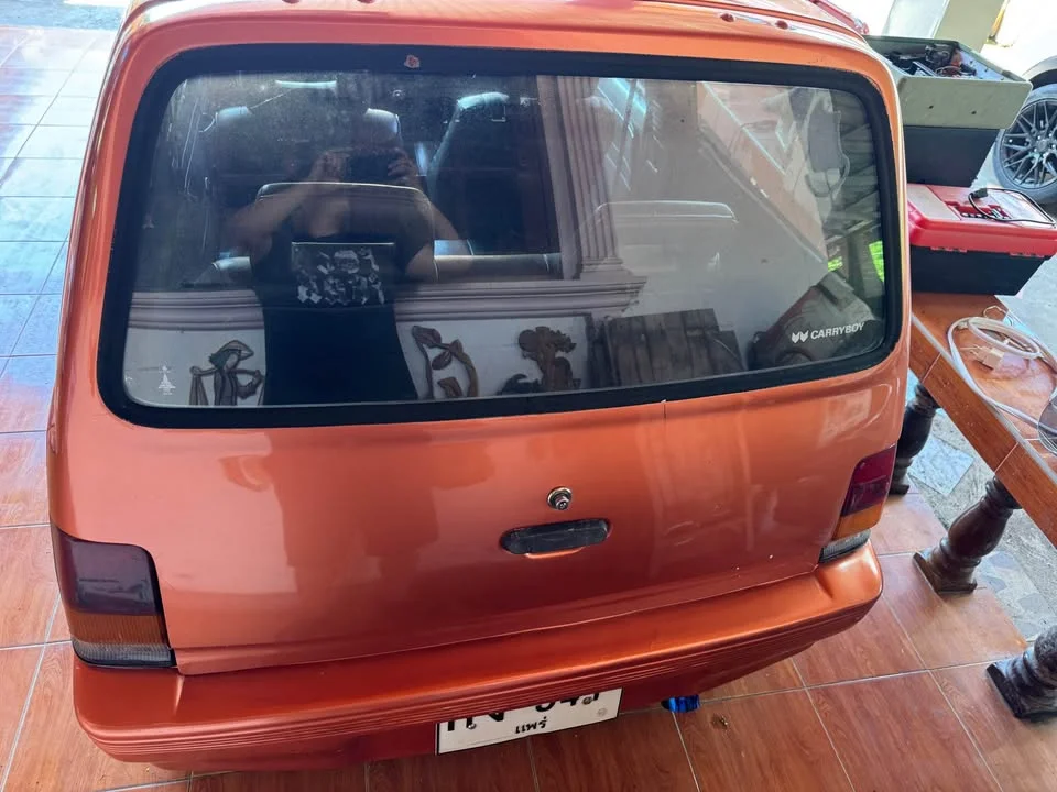 1990 Daihatsu Mira L200 2