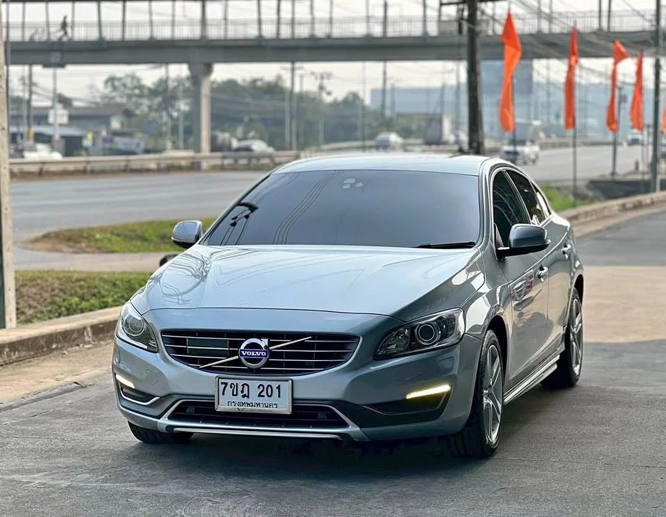 2015 Volvo V60 I 2
