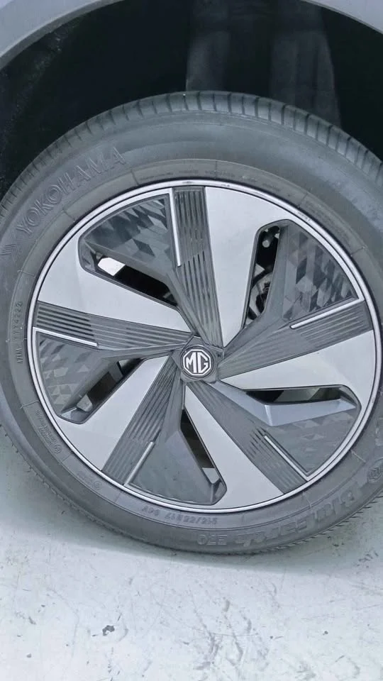 2023 MG VS HEV 3