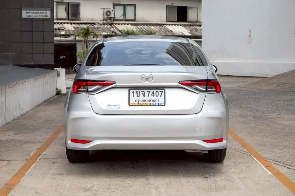 2020 Toyota Corolla Altis XII (E210) 3