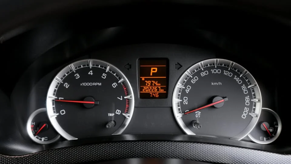 2013 Suzuki Swift II 2