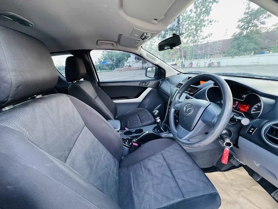 2012 Mazda BT-Series II 3