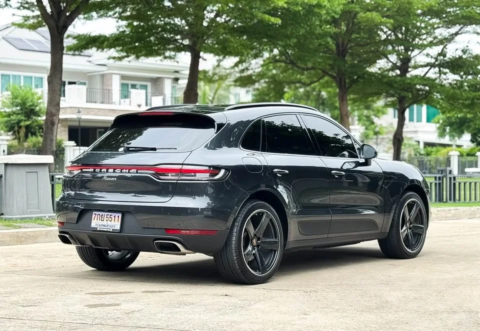 2020 Porsche Macan I 3