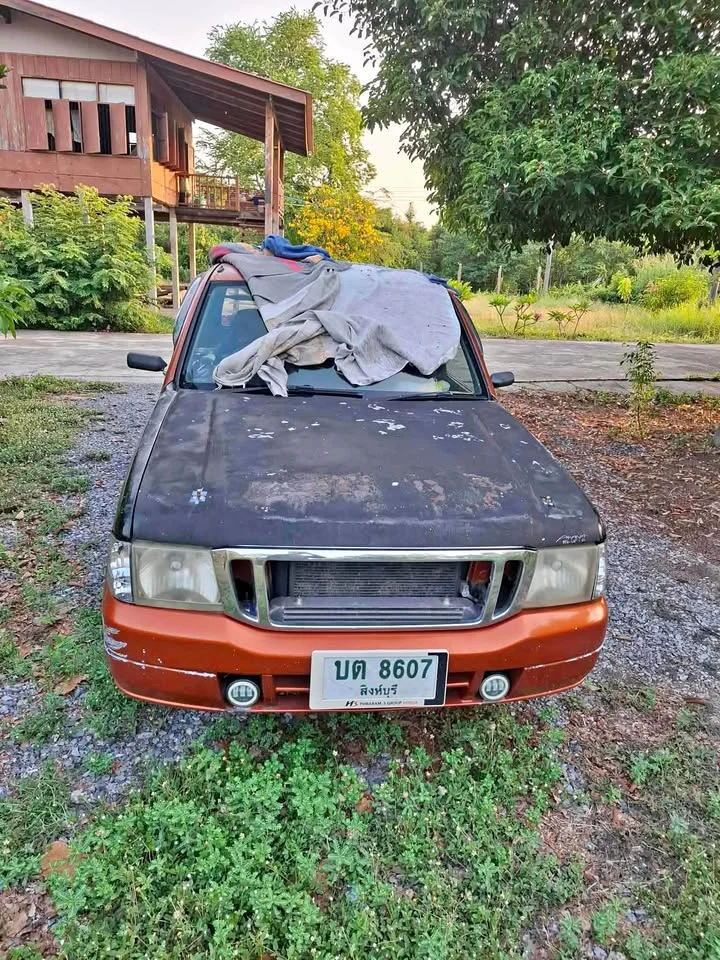 2000 Mazda 2500 Fighter V 3
