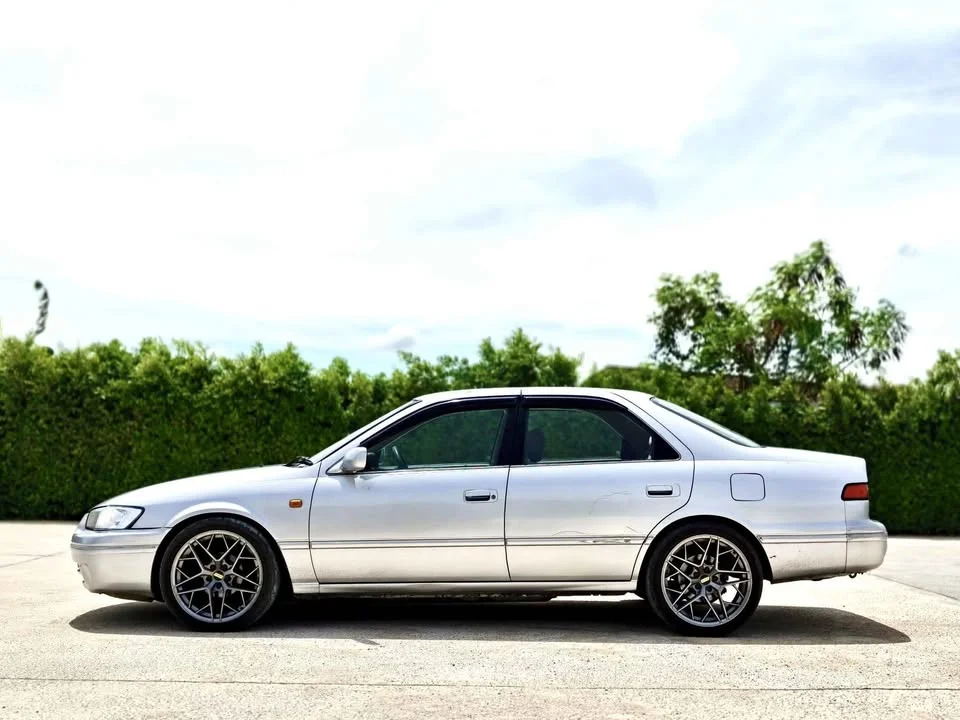 Toyota Camry IV (XV20) 3