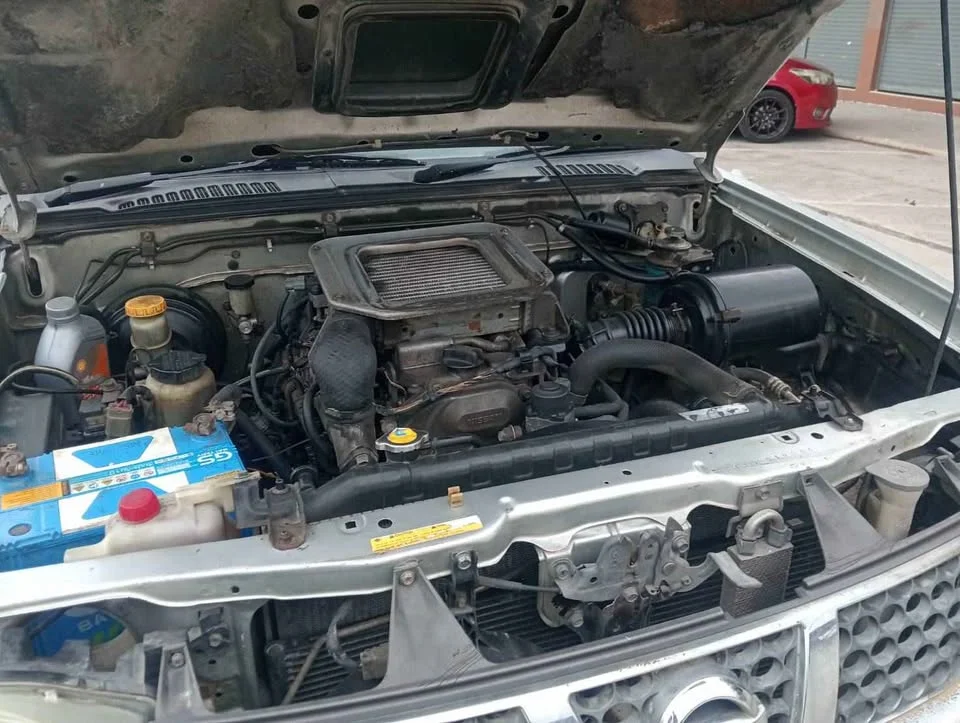 2006 Nissan Frontier I 3