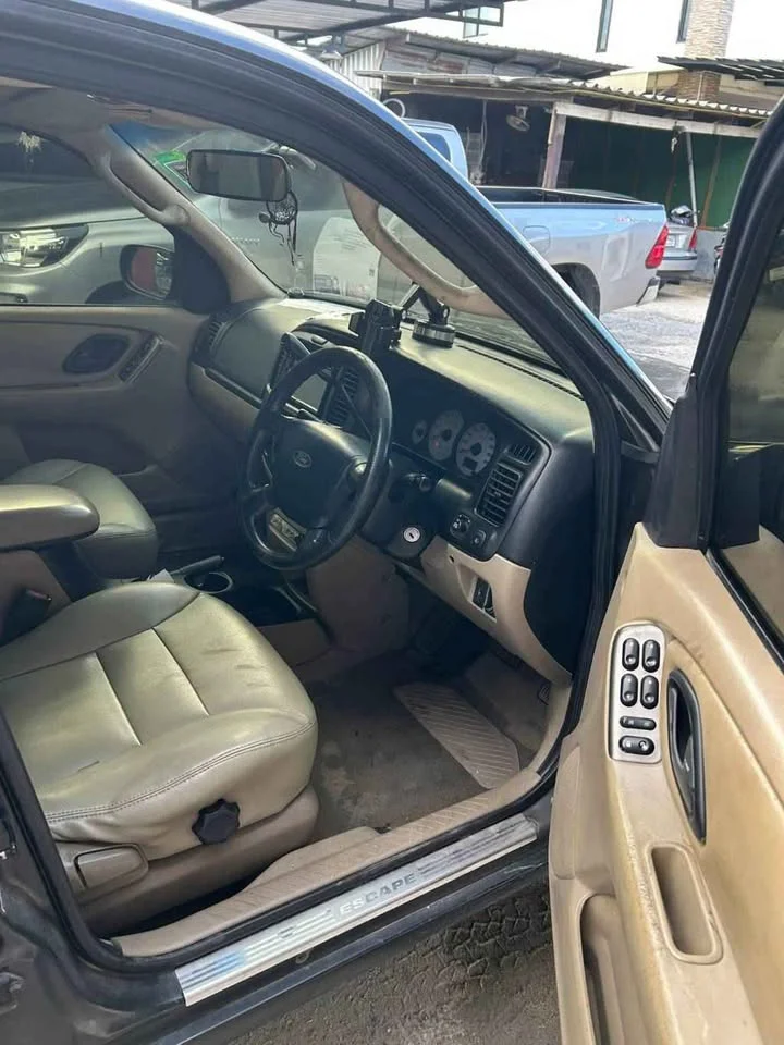 2004 Ford Escape I 2