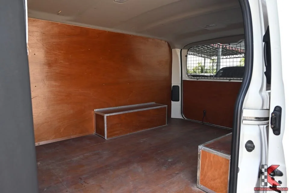 2022 Toyota HiAce VI (H300) 3