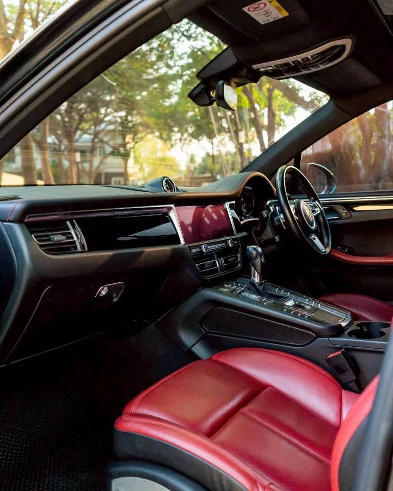 2019 Porsche Macan I 2