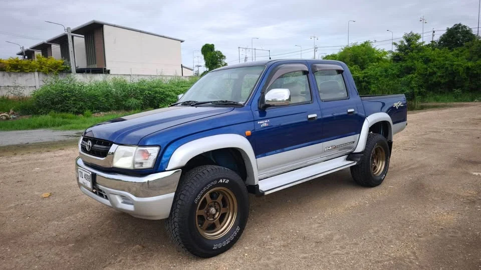 2003 Toyota Hilux Tiger VI 3