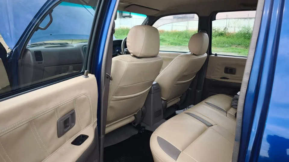 2003 Toyota Hilux Tiger VI 2