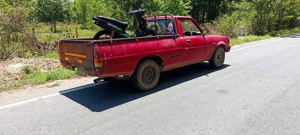 1985 Mitsubishi Triton I  2