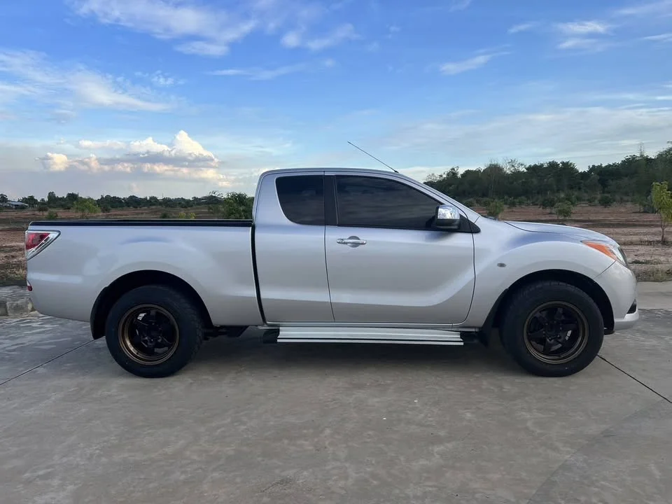 2015 Mazda BT-Series II 2