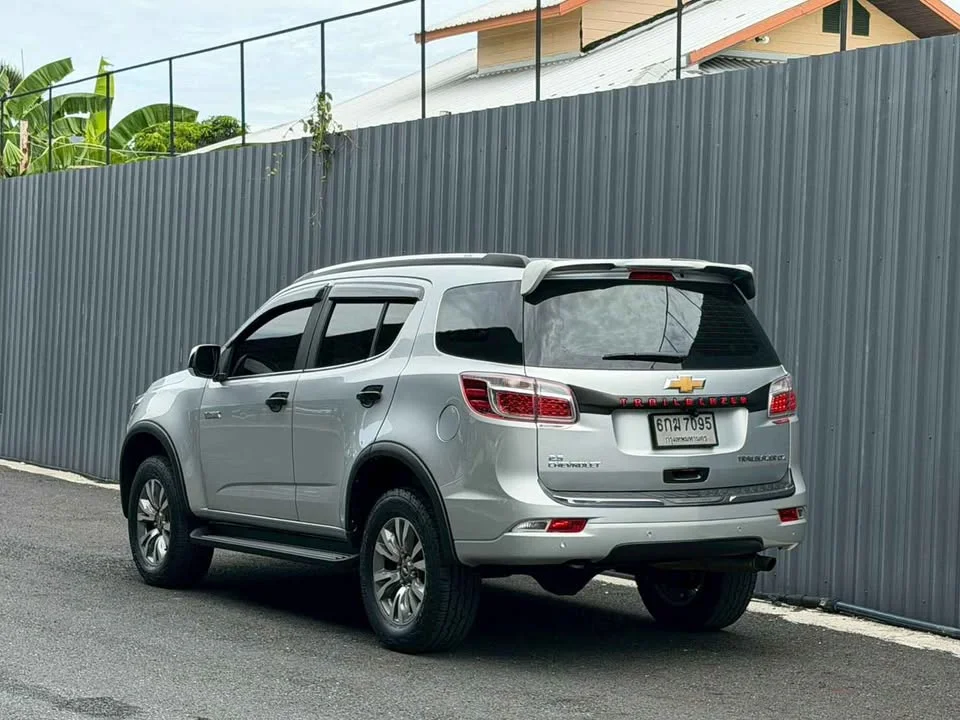 2017 Chevrolet TrailBlazer II 3