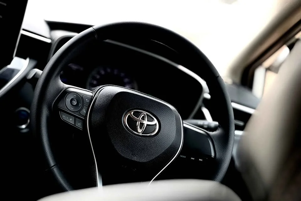2019 Toyota Corolla Altis XII (E210) 3