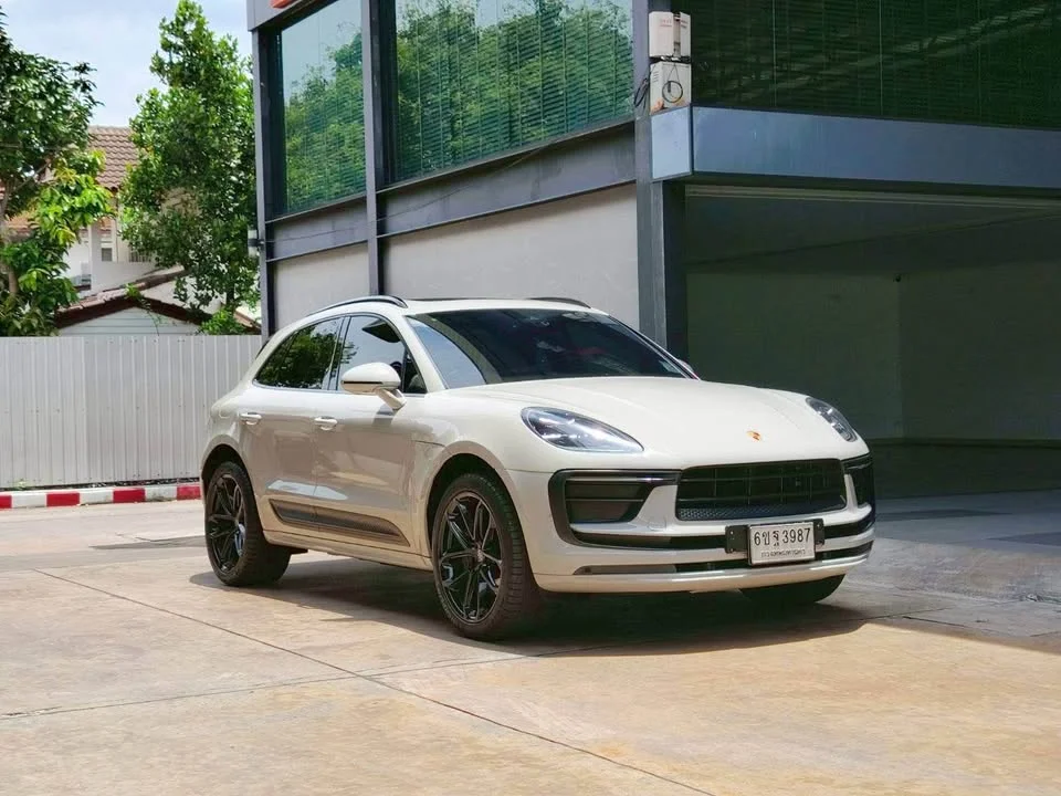 2022 Porsche Macan I 2