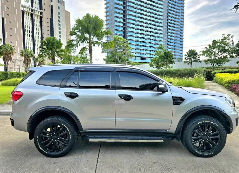 2021 Ford Everest II 2