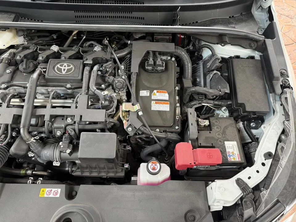 2025 Toyota Corolla Altis XII (E210) 3