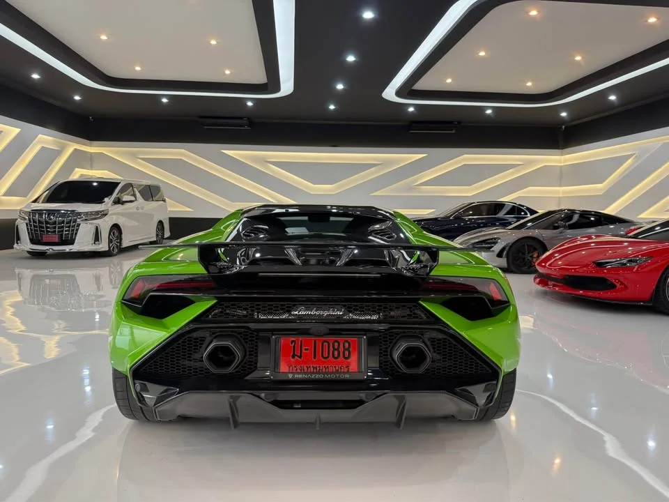 2024 Lamborghini Huracan 3