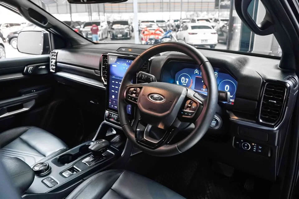 2022 Ford Everest III 3