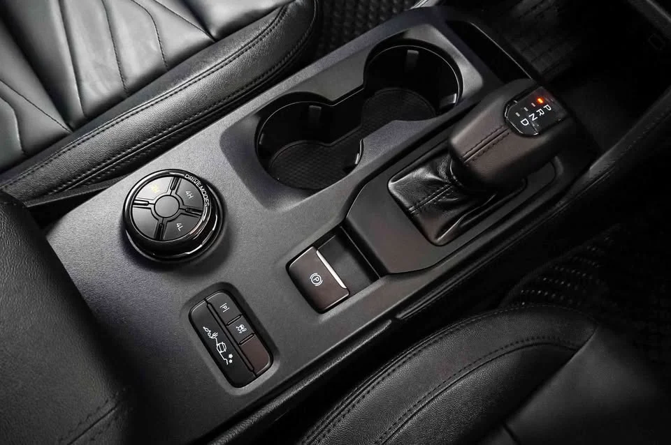 2022 Ford Everest III 2