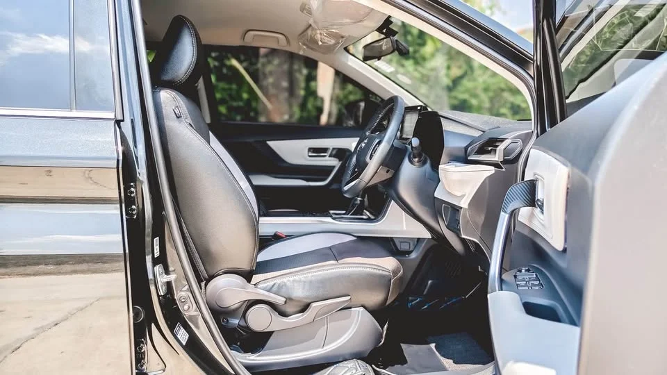 2023 Toyota Veloz III 3