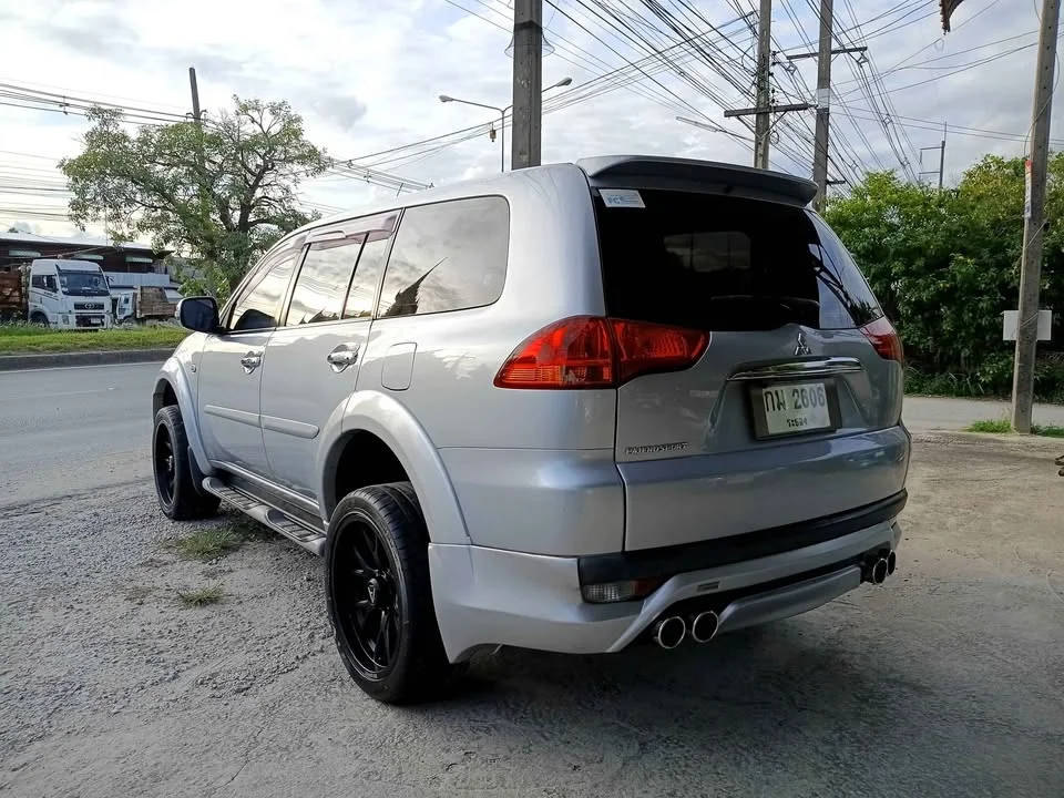 2012 Mitsubishi Pajero Sport II 3