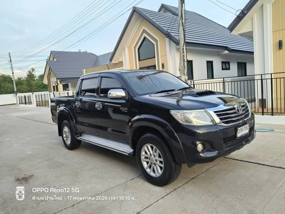2013 Toyota Hilux VII 3