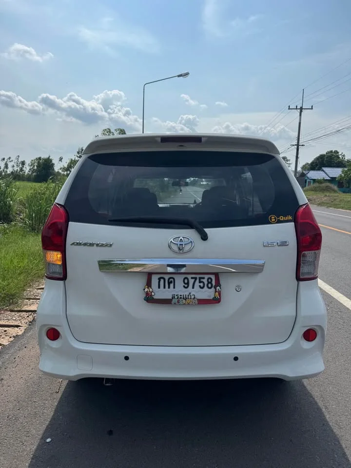 2013 Toyota Avanza II 2