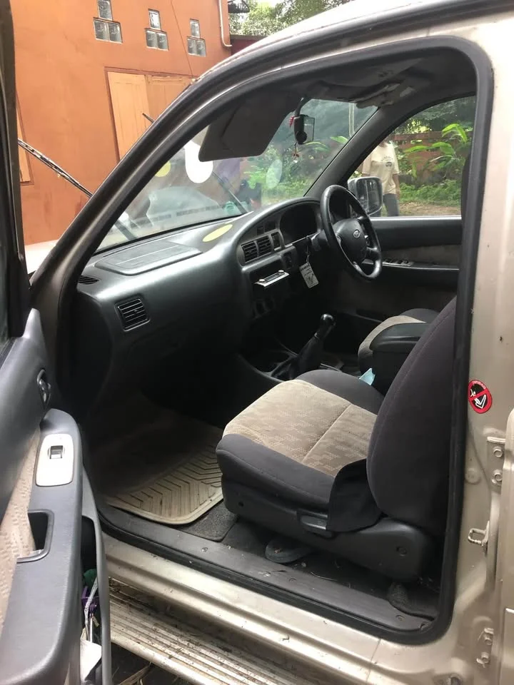 Ford Everest I 3