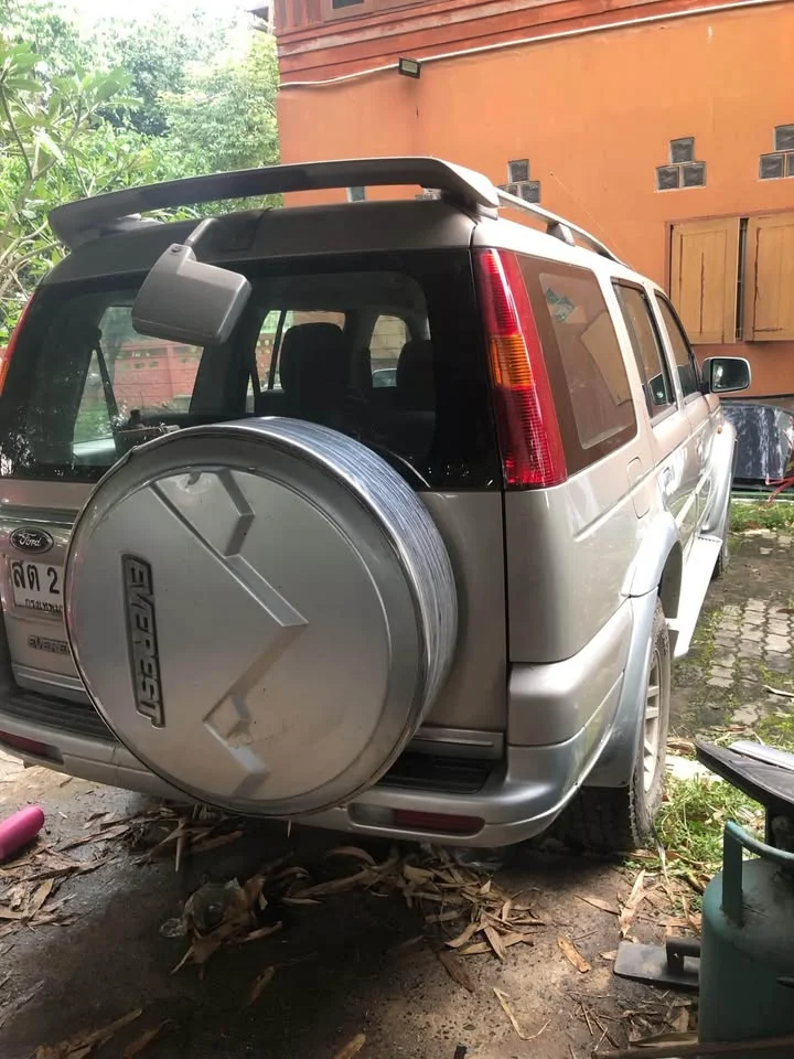 Ford Everest I 2