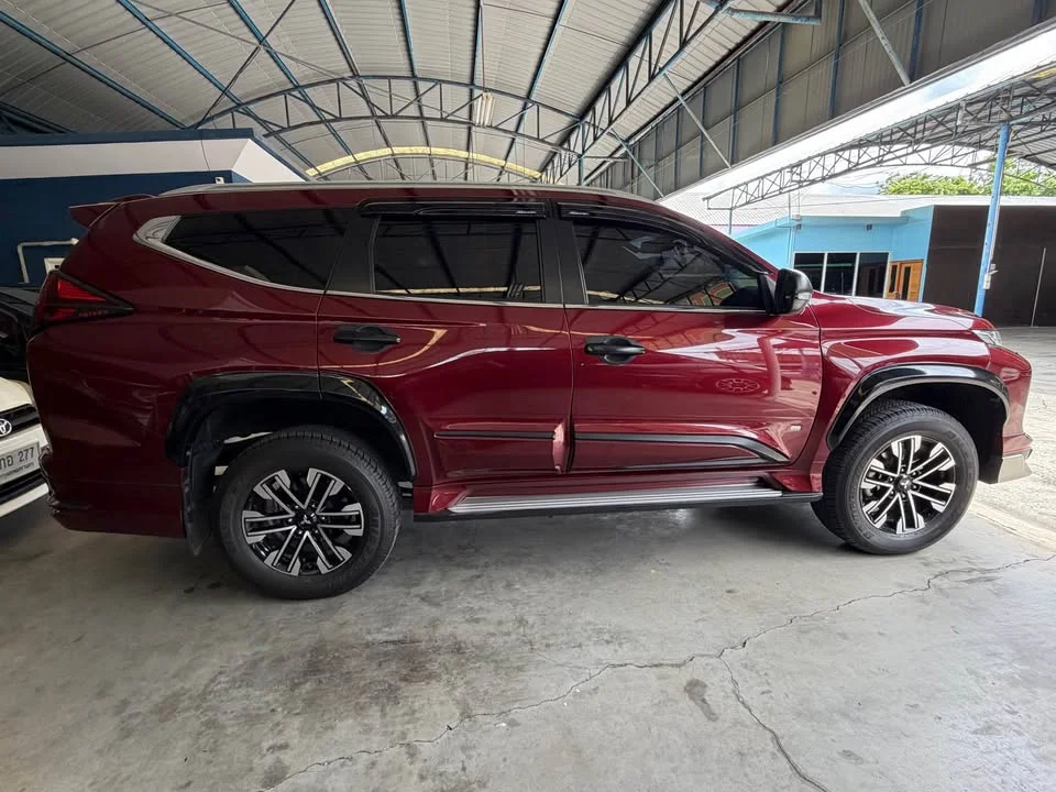 2022 Mitsubishi Pajero Sport III 2