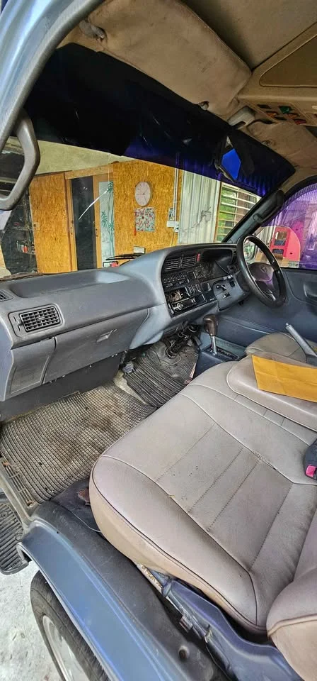1996 Toyota Commuter IV (H100) 2