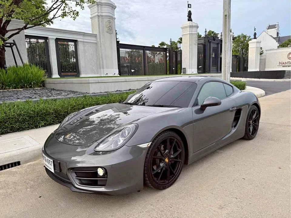 2013 Porsche Boxster and Cayman III 3