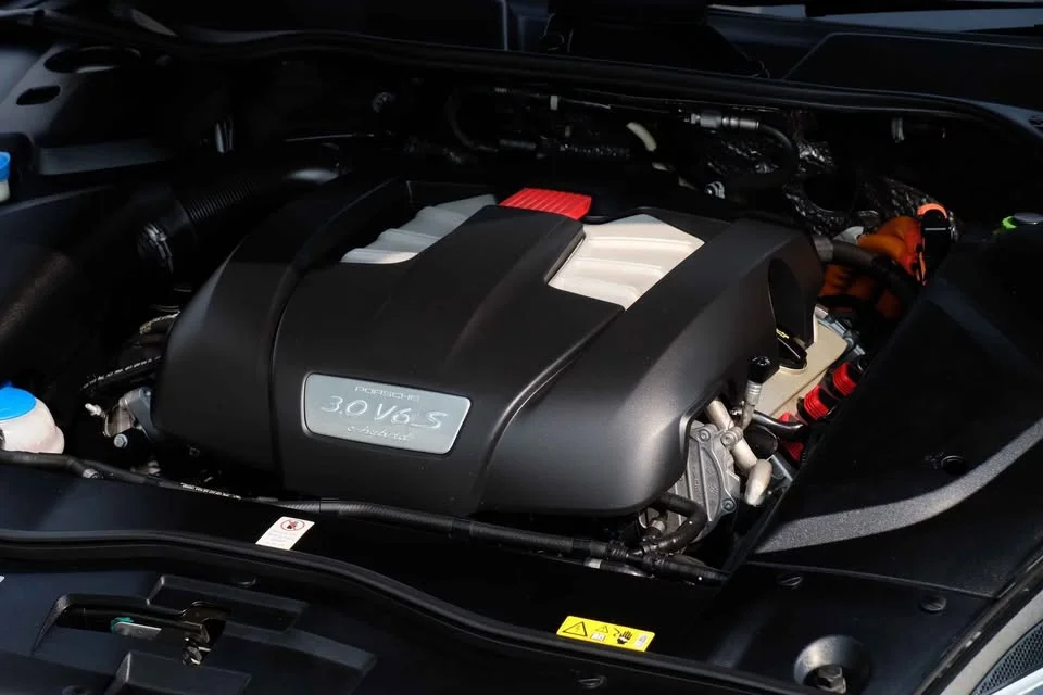 2017 Porsche Cayenne II 2