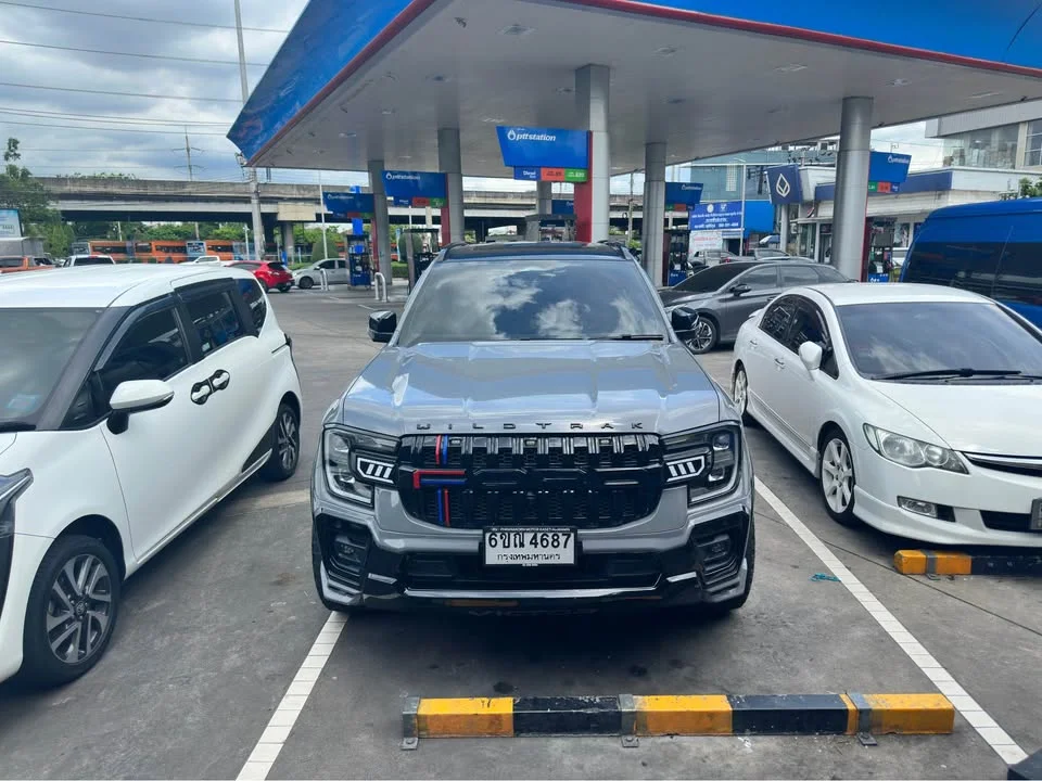 2025 Ford Everest III 2
