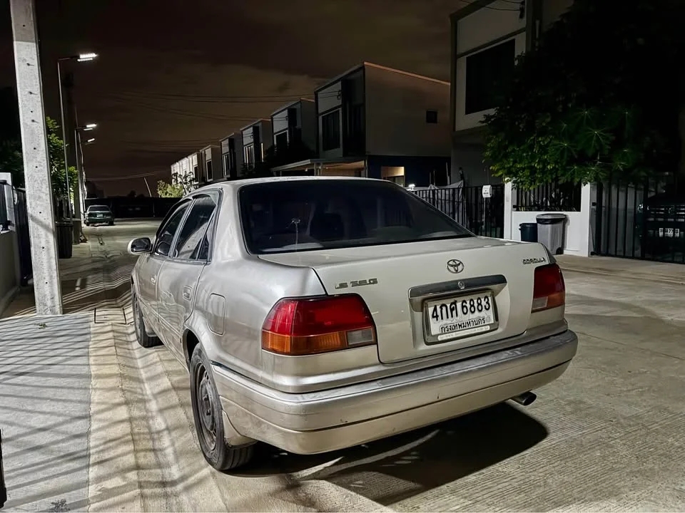 1997 Toyota Corolla Altis VIII (E110) 3